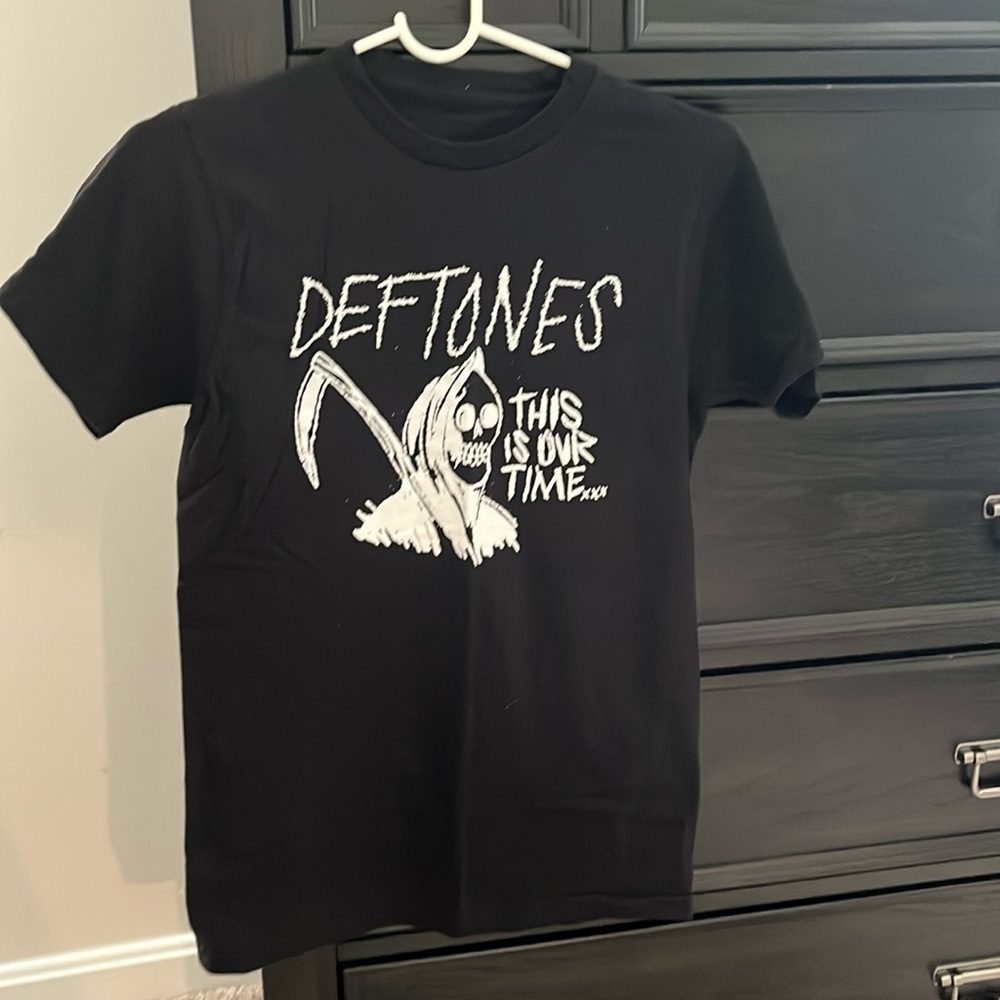 Deftones tee
